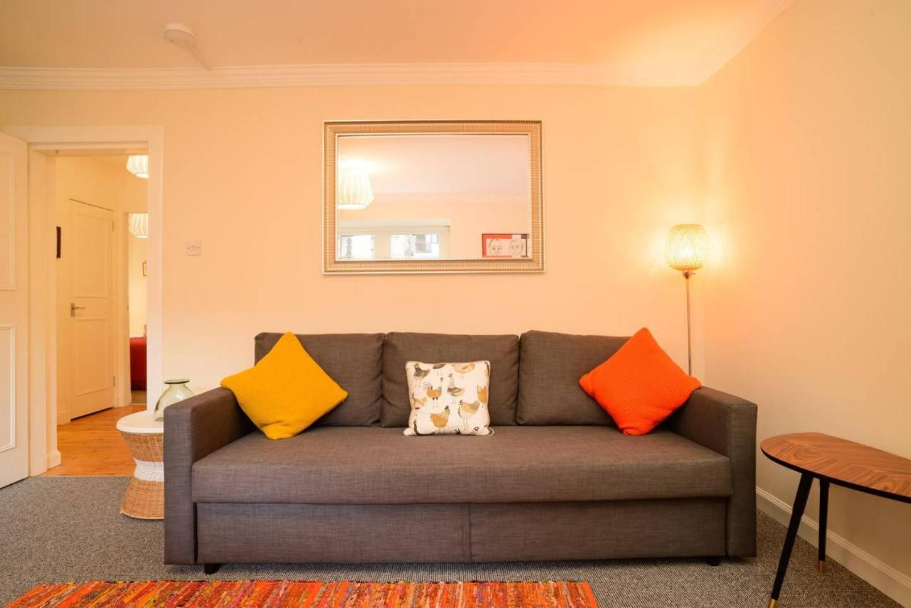 Altido Lovely Apartment For 4 With Free Parking Edimburgo Esterno foto