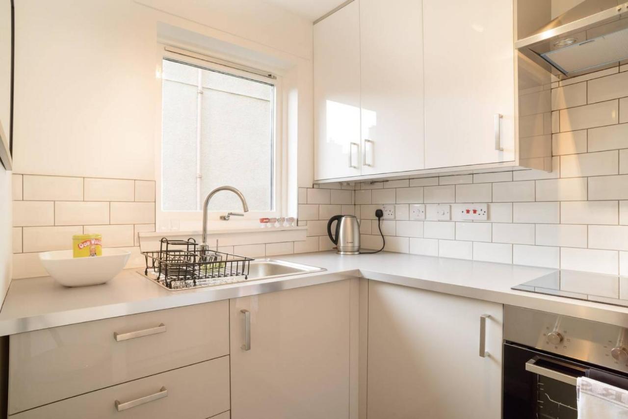 Altido Lovely Apartment For 4 With Free Parking Edimburgo Esterno foto