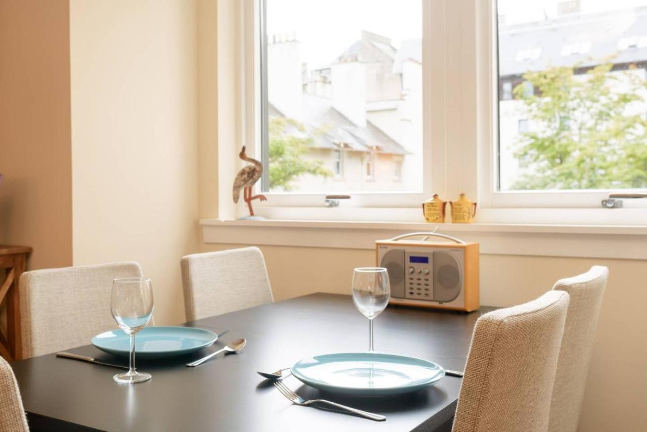 Altido Lovely Apartment For 4 With Free Parking Edimburgo Esterno foto